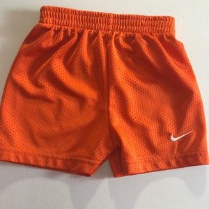 18 Months Toddler NIKE Orange Shorts Unisex